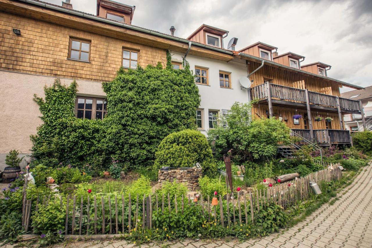 Landhotel Zum Matthiasl Bischofsreut Exteriér fotografie