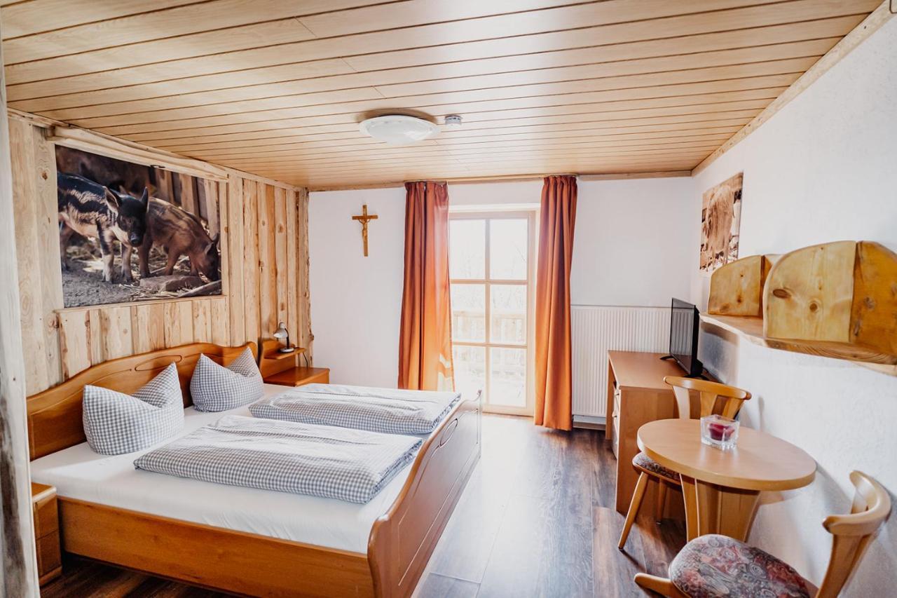 Landhotel Zum Matthiasl Bischofsreut Exteriér fotografie